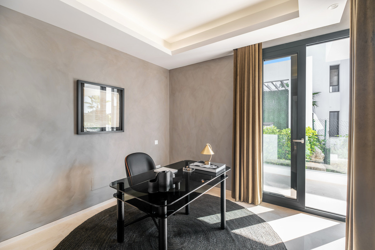 10-bb915d1cb19341576dcdc994b81ab9c5-29