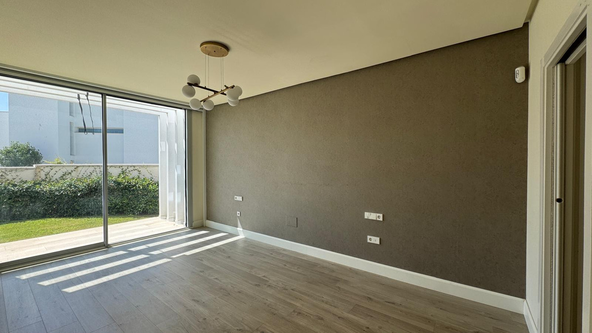 10-bb915d1cb19341576dcdc994b81ab9c5-48