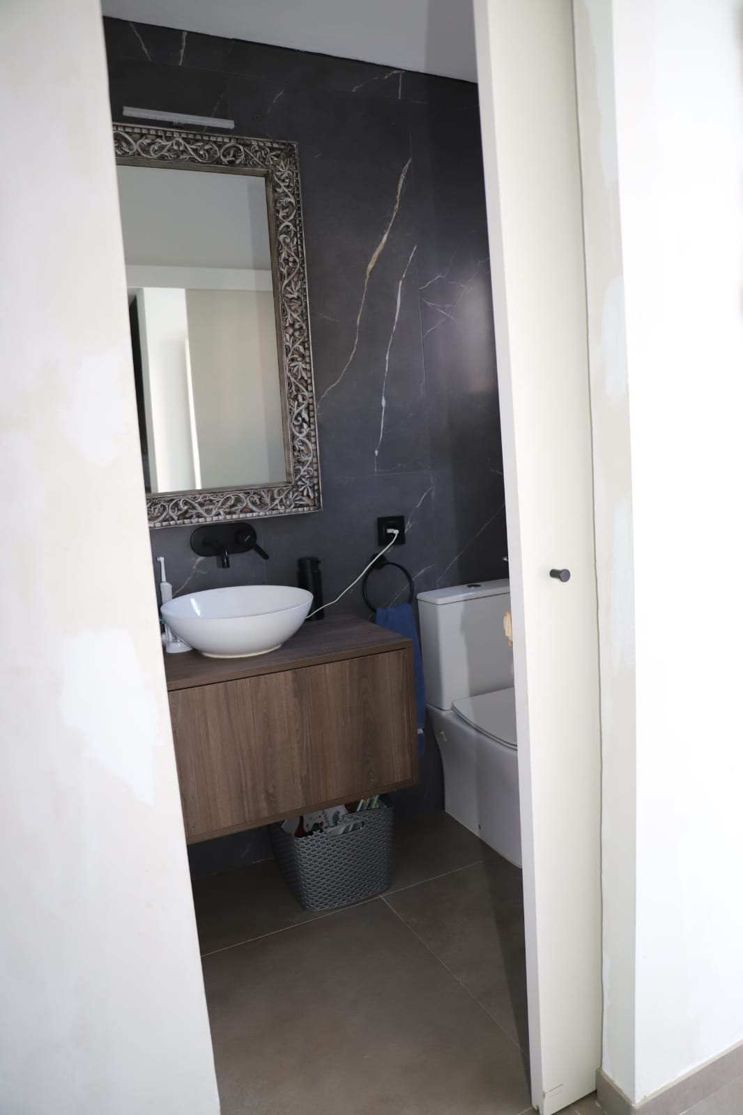 10-bb915d1cb19341576dcdc994b81ab9c5-57