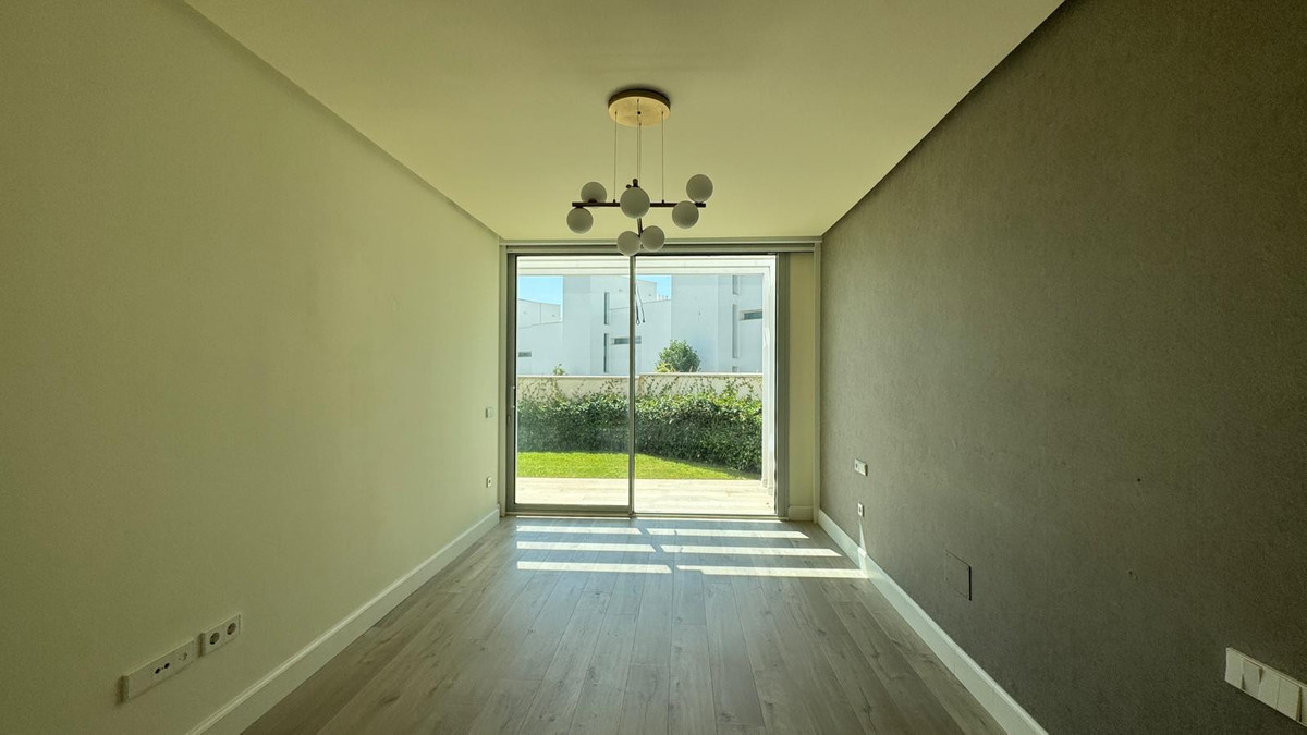 11-20939a0134ad724a8cb2a801094d15a4-48