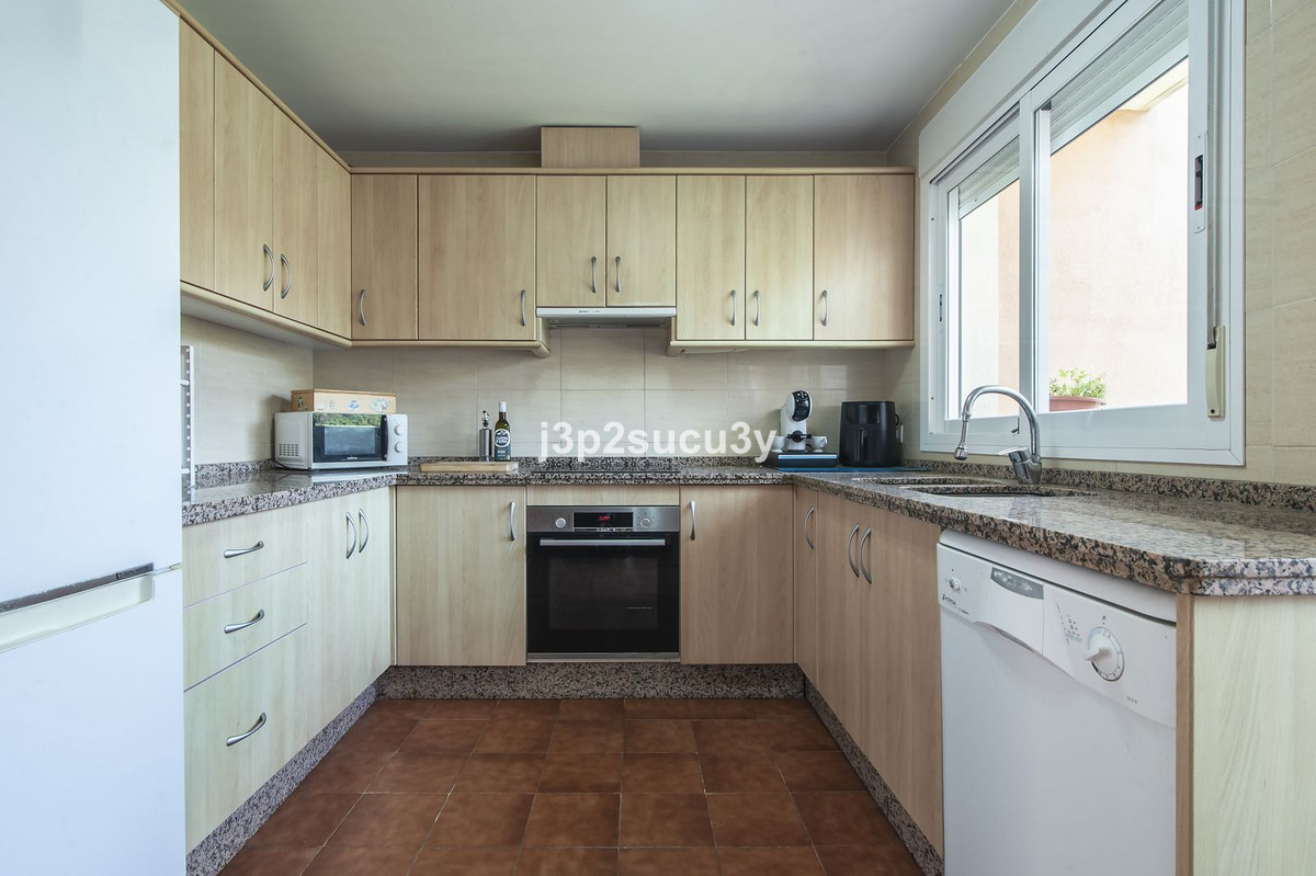 11-20939a0134ad724a8cb2a801094d15a4-61