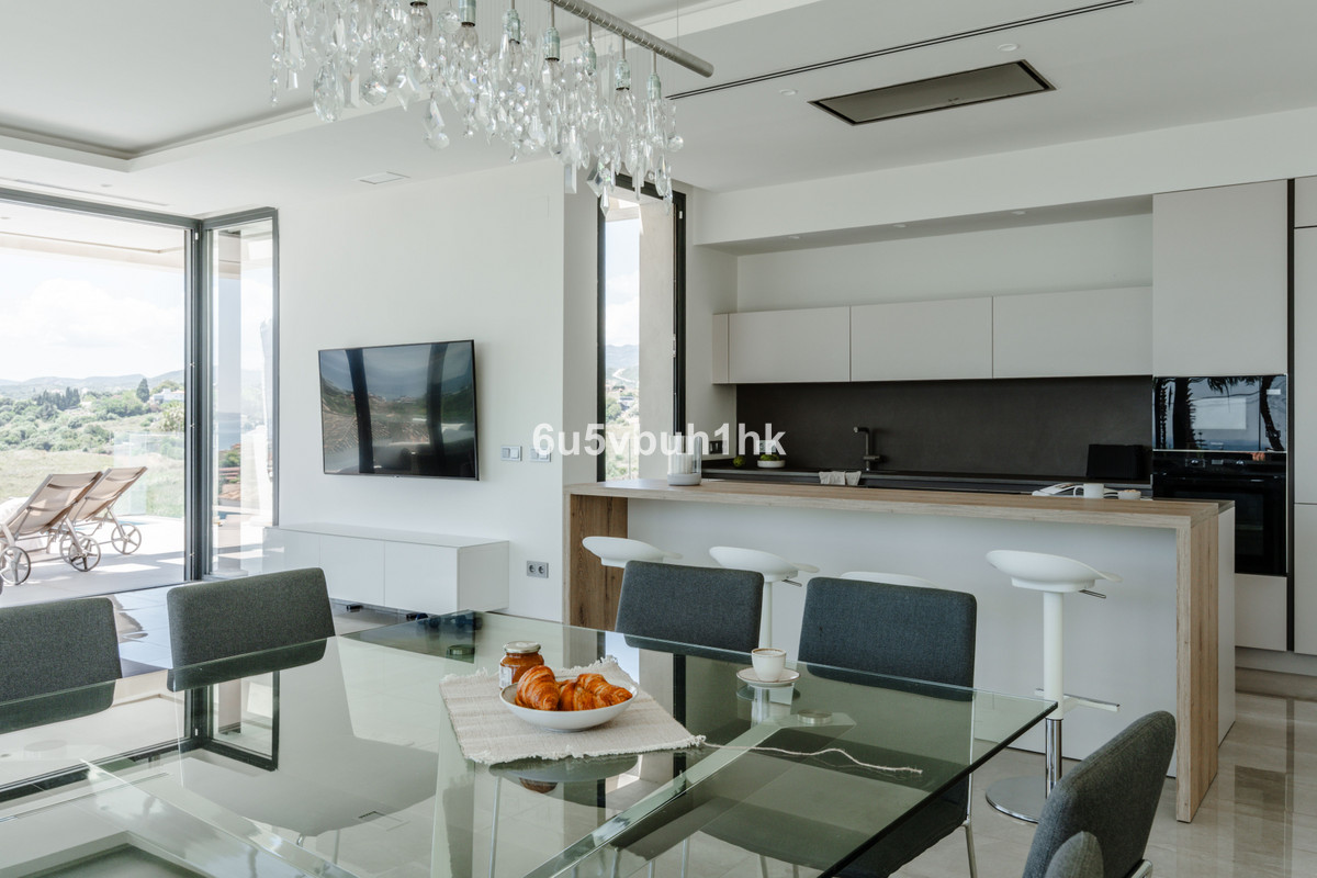 12-53013098fcab6c38b1379cd33298e050-14