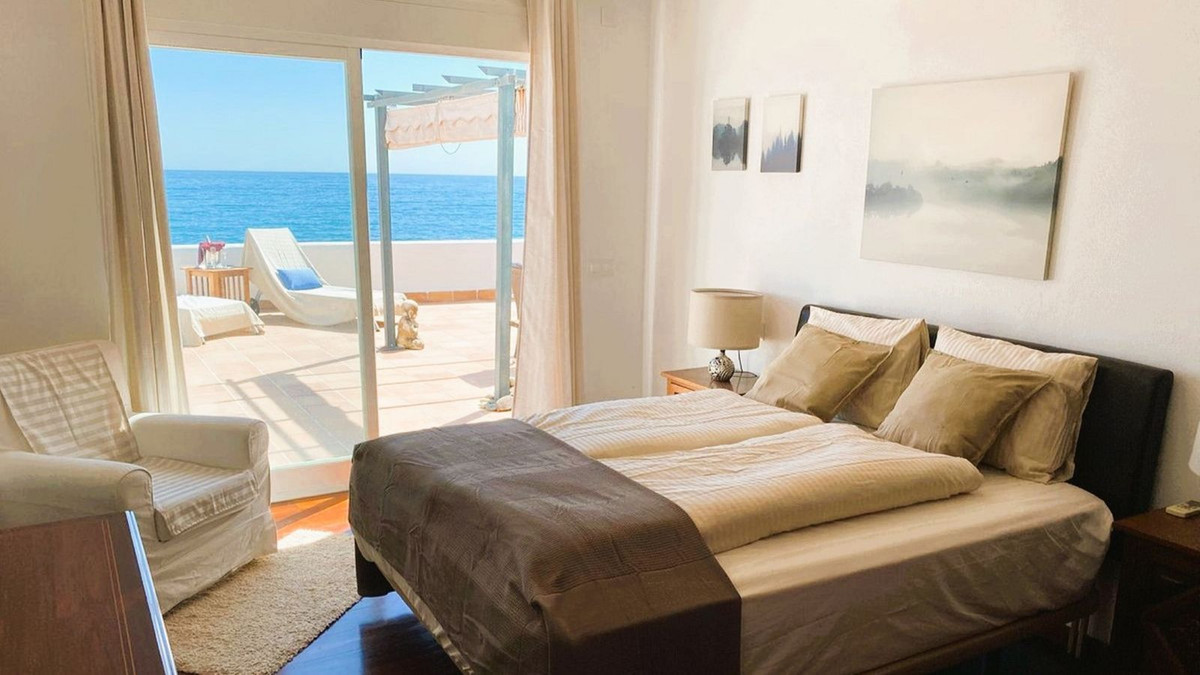 12-53013098fcab6c38b1379cd33298e050-23