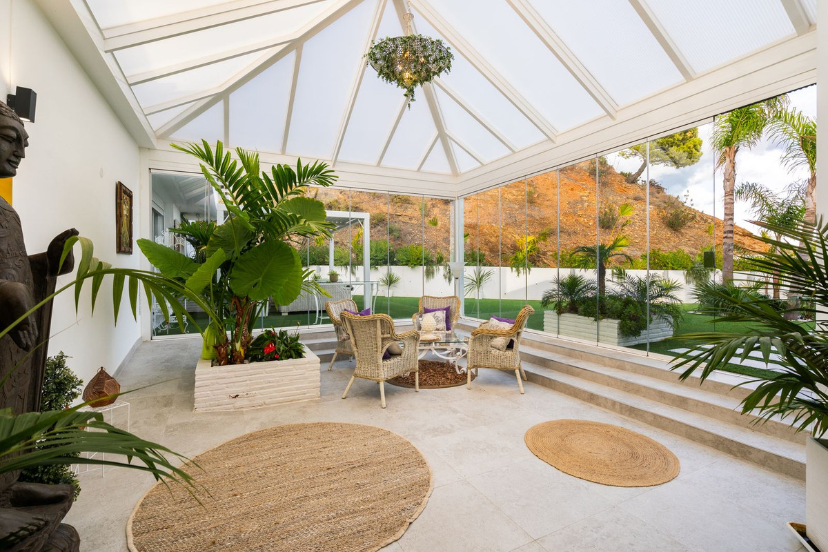 12-53013098fcab6c38b1379cd33298e050-34