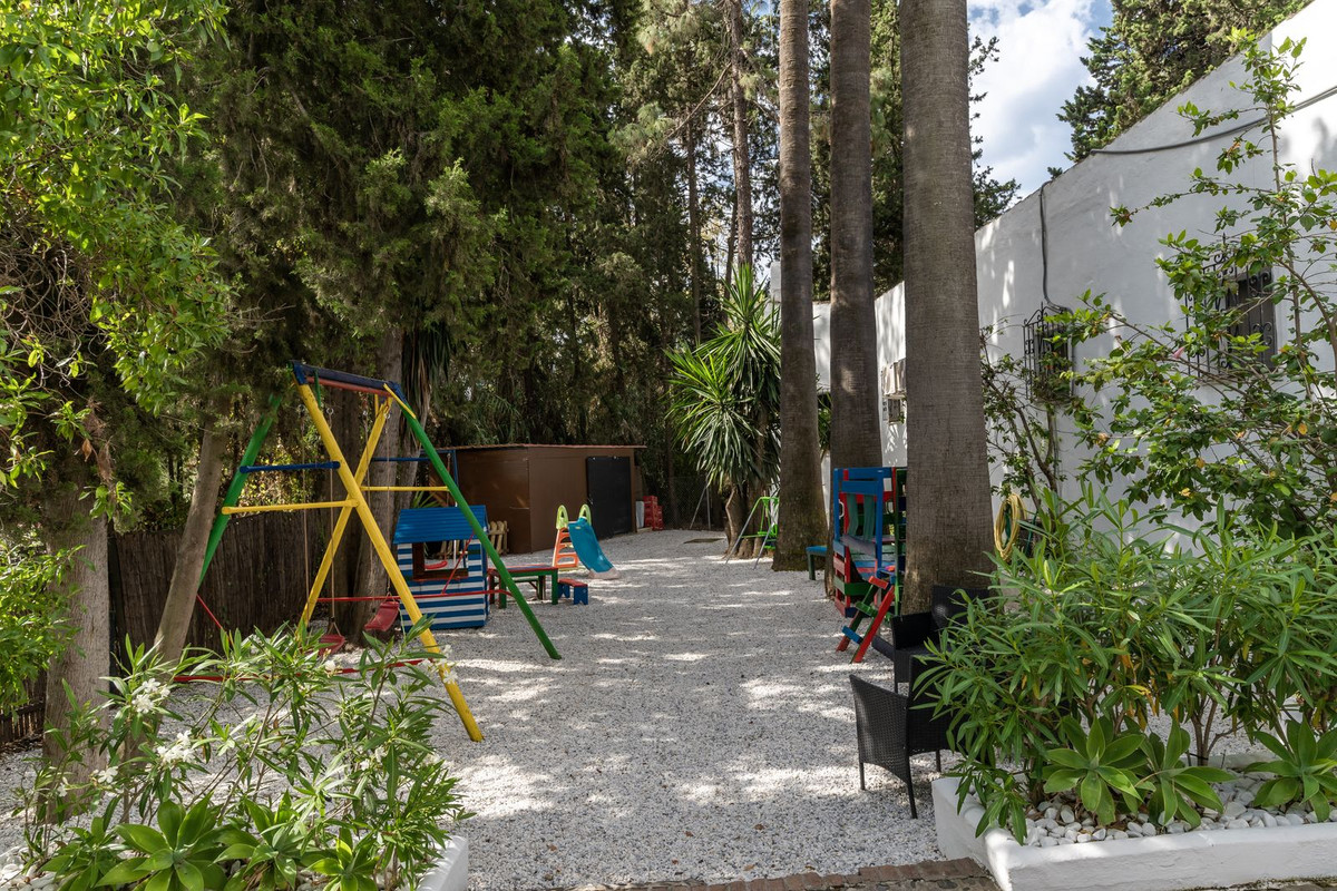 12-53013098fcab6c38b1379cd33298e050-36