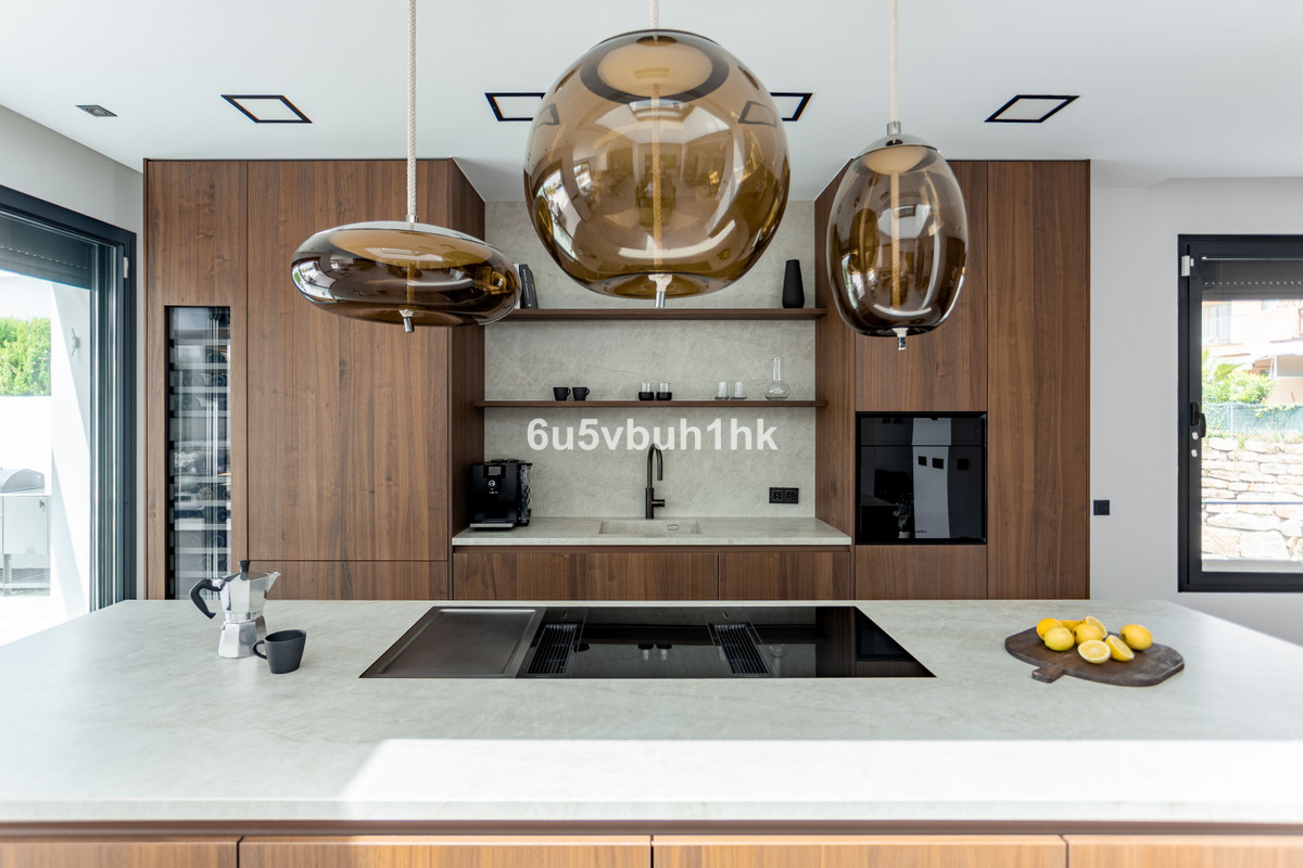 14-d70dc3102c00d7be0e872dfe1c1f86d7-21