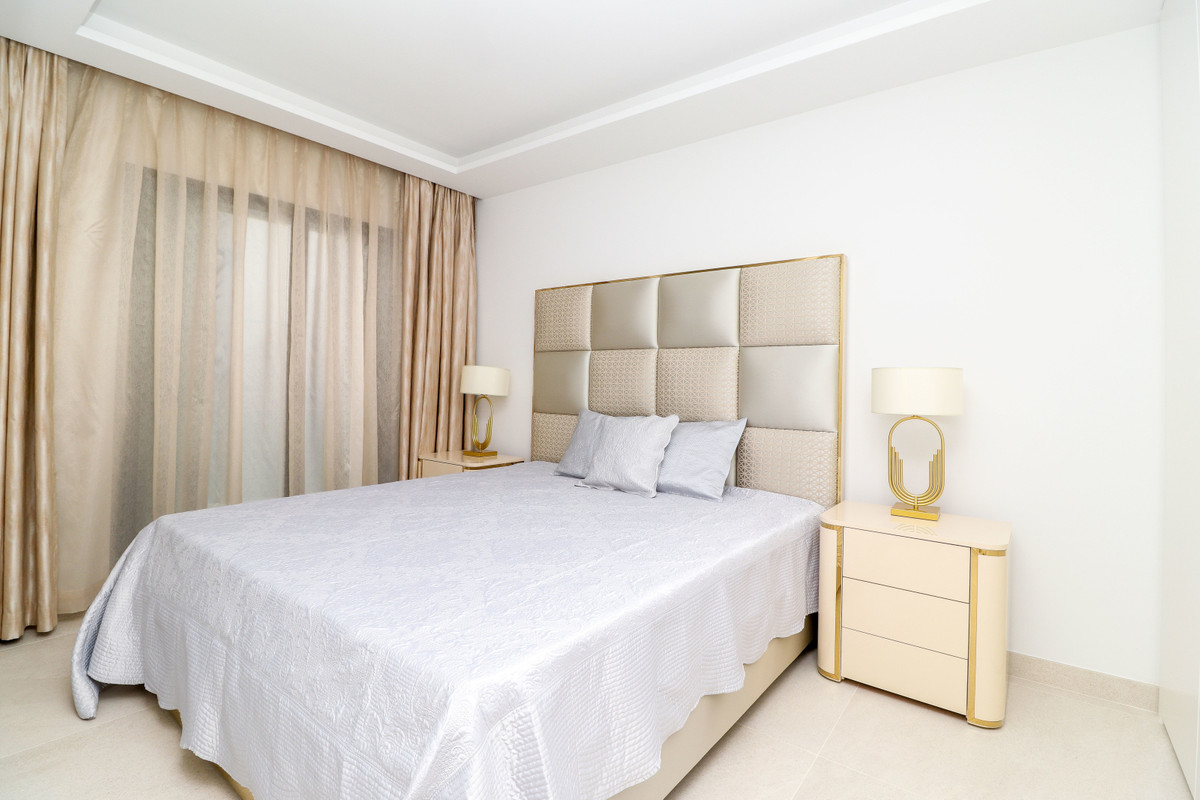 15-11d12f2f454f2f5e9b981fdd8b901d51-17