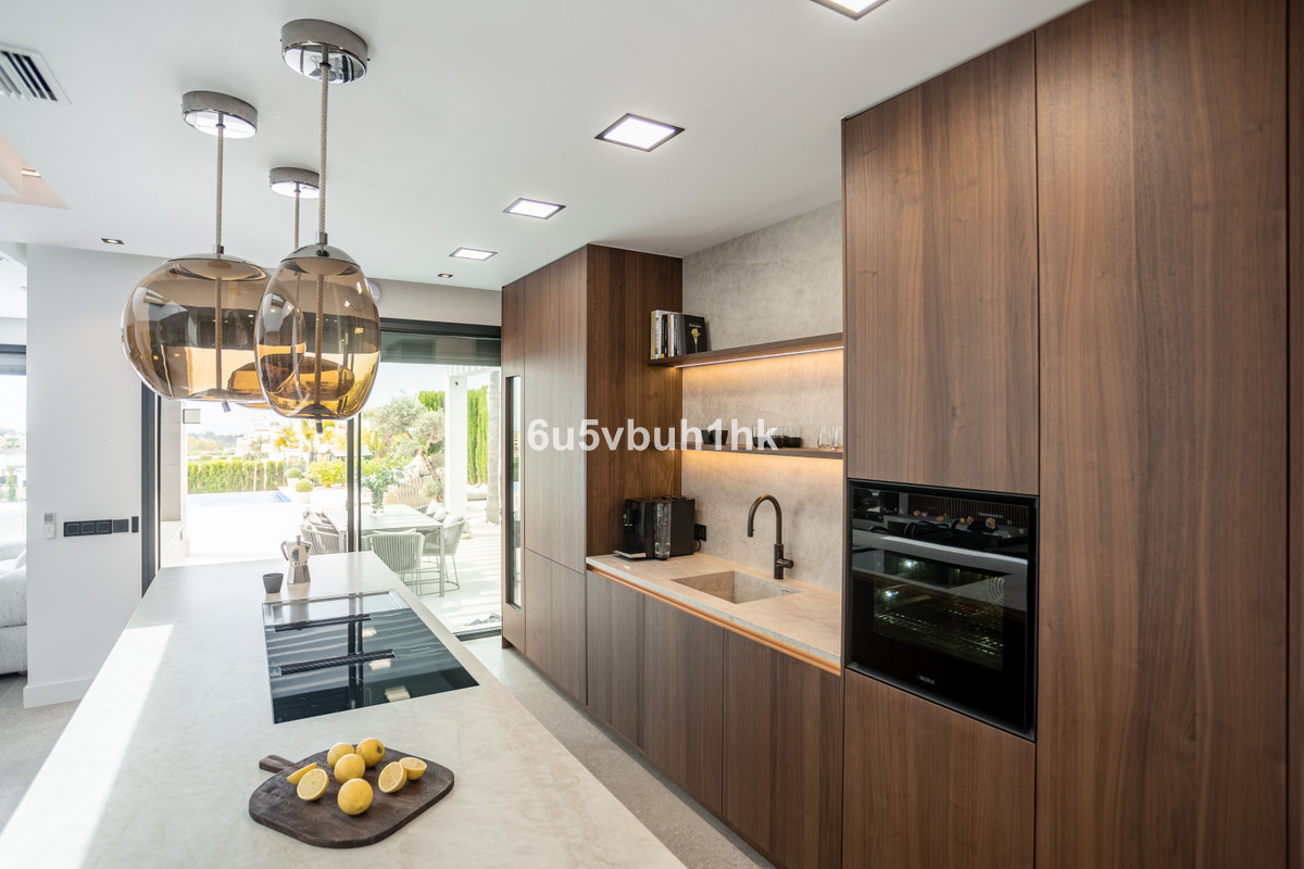 15-11d12f2f454f2f5e9b981fdd8b901d51-21