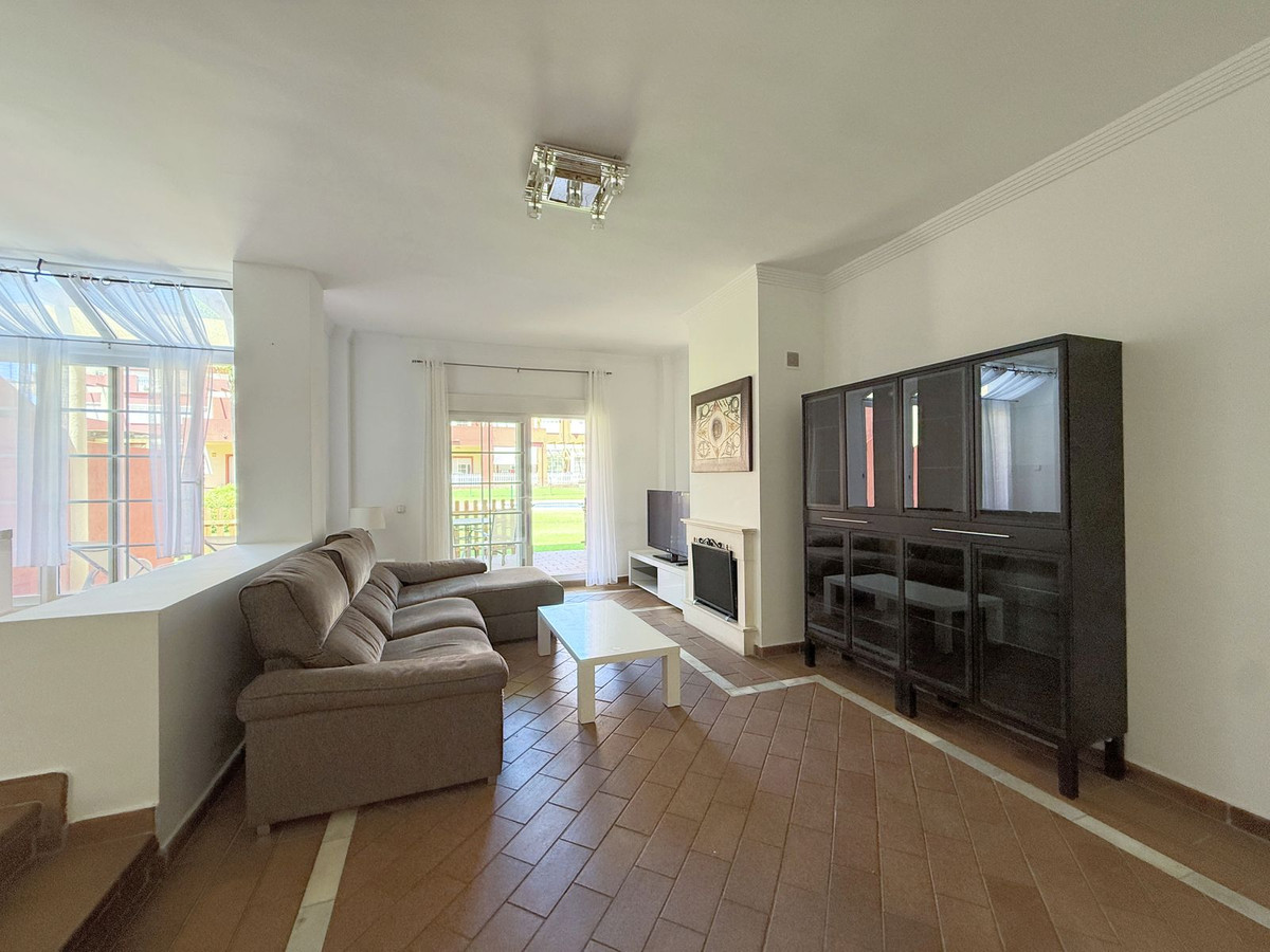 15-11d12f2f454f2f5e9b981fdd8b901d51-39