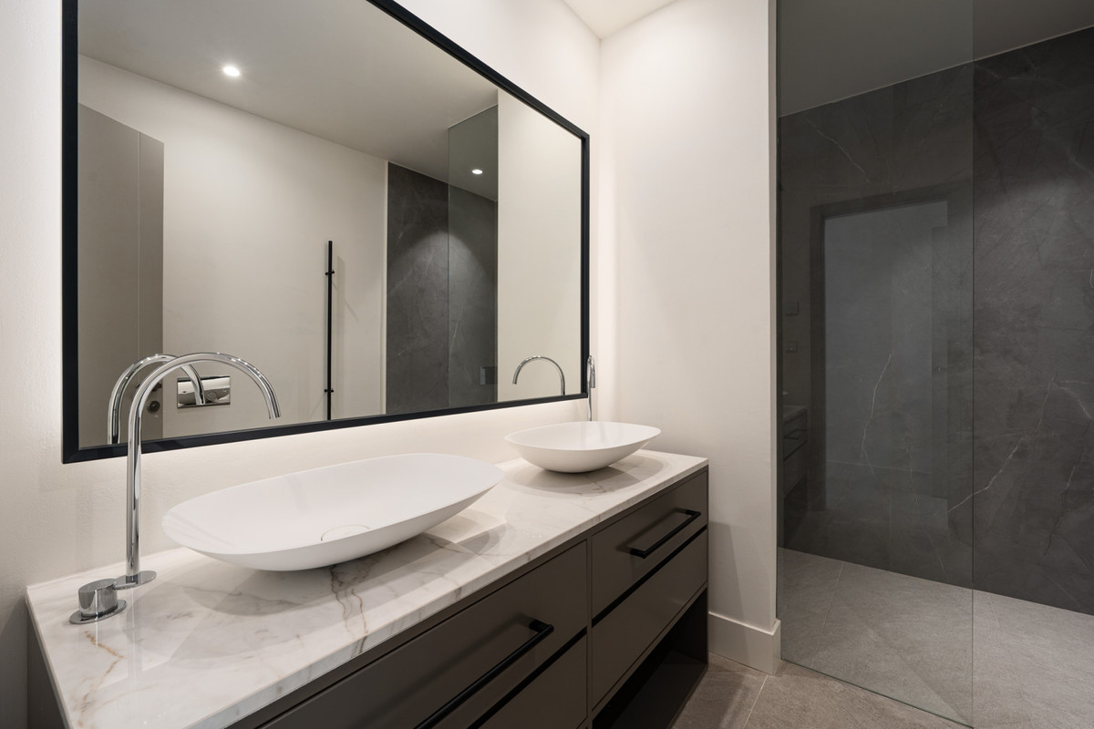 16-ec67b526875bf0124b6ce4328a754439-30