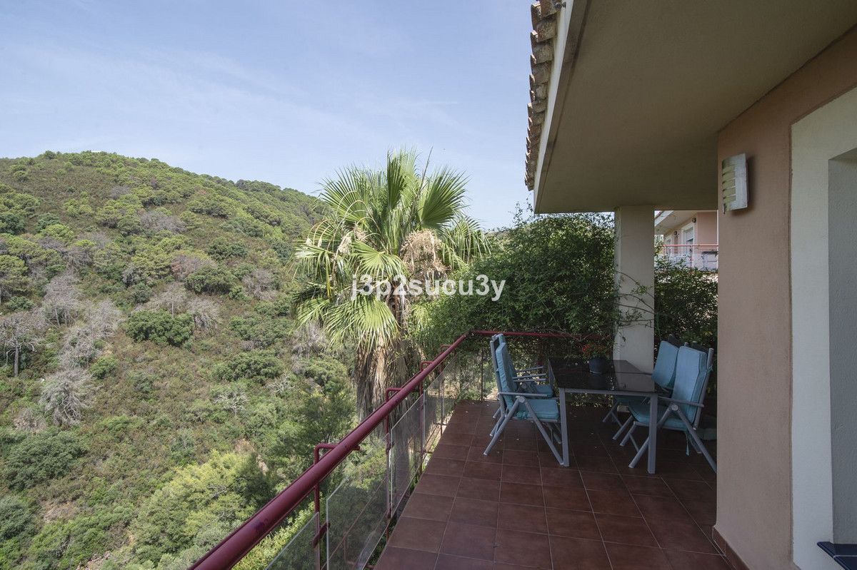 18-cc72f169493c096e712837ff5d8b6e41-50