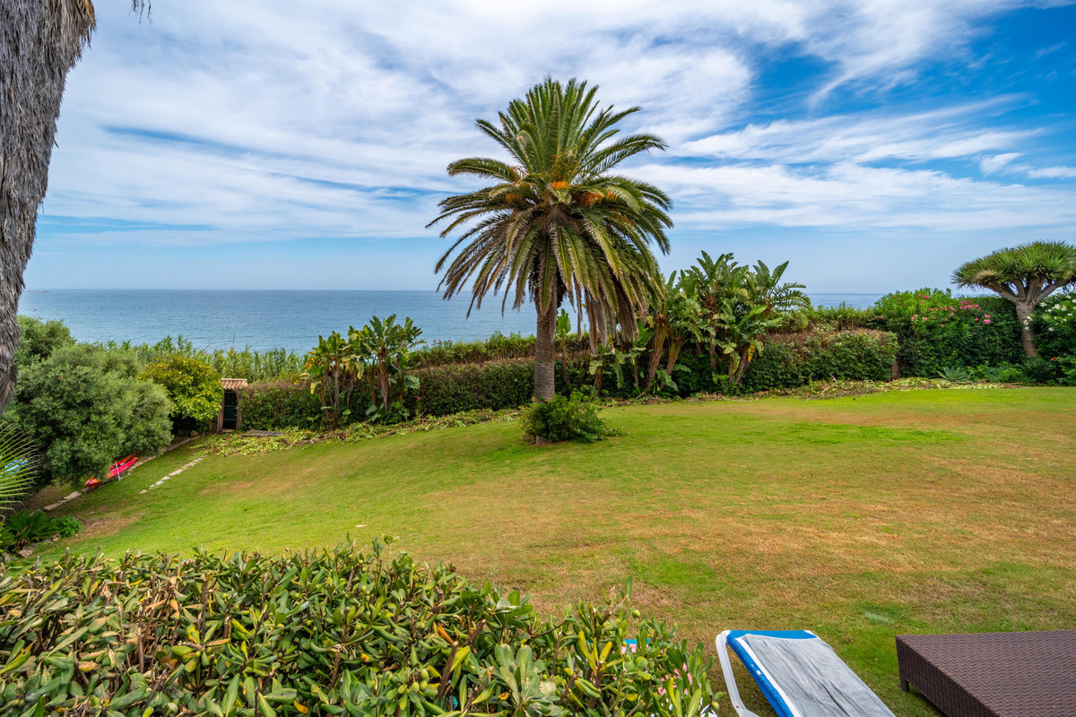 21-2c707e7c511429b4f8ec4ee5f221ddb6-35