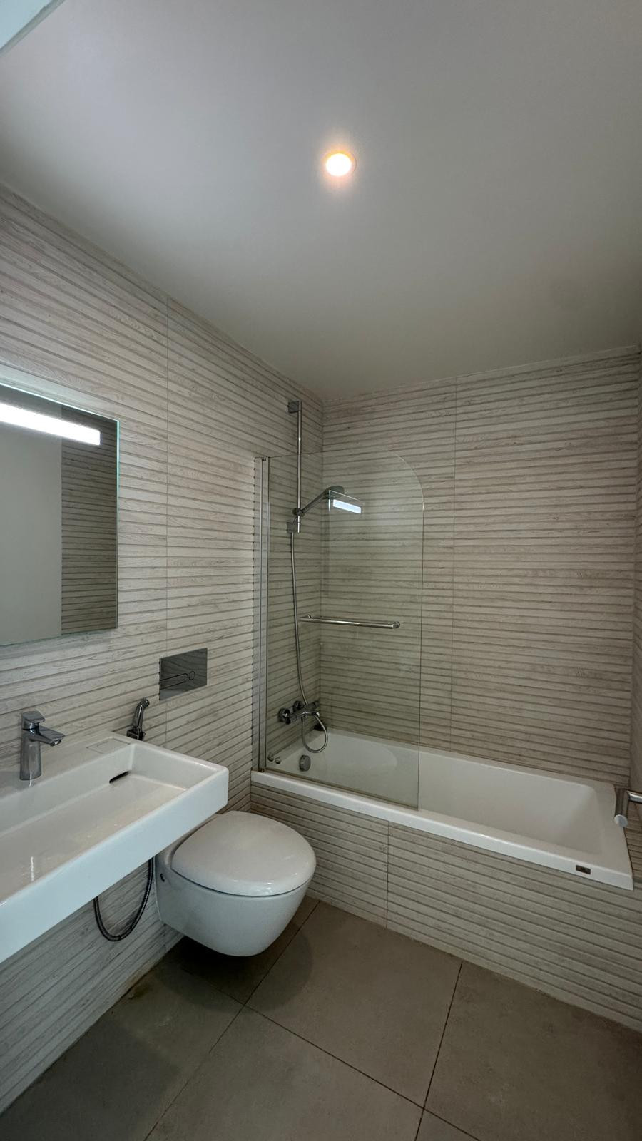 21-2c707e7c511429b4f8ec4ee5f221ddb6-41