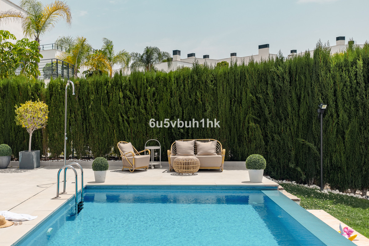 22-bcf8e6250e0bab365f900a8ac31ac040-20