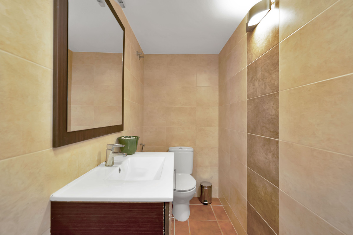 22-bcf8e6250e0bab365f900a8ac31ac040-26