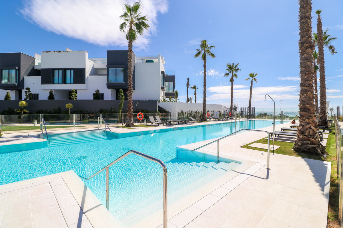 23-79897b85162c6a486c7a4d1eb46924dd-10