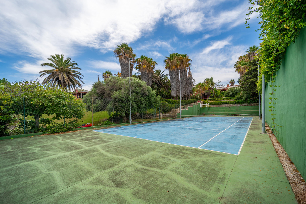 23-79897b85162c6a486c7a4d1eb46924dd-31