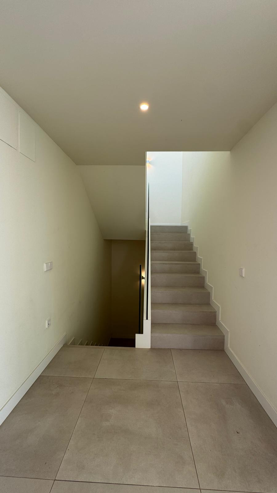 25-45e7a00e8ada30030040e20a35fbccfd-34