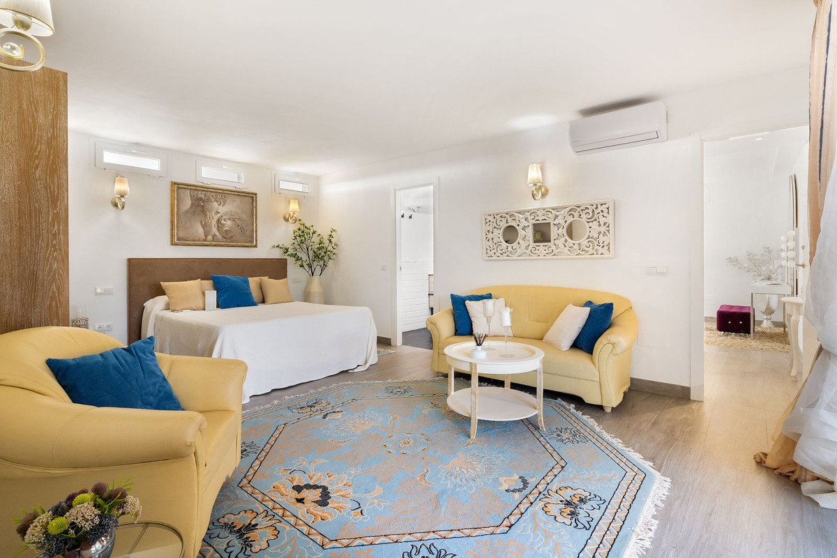 28-ef19a2c59920e2e087cd278a51b6dbf8-25