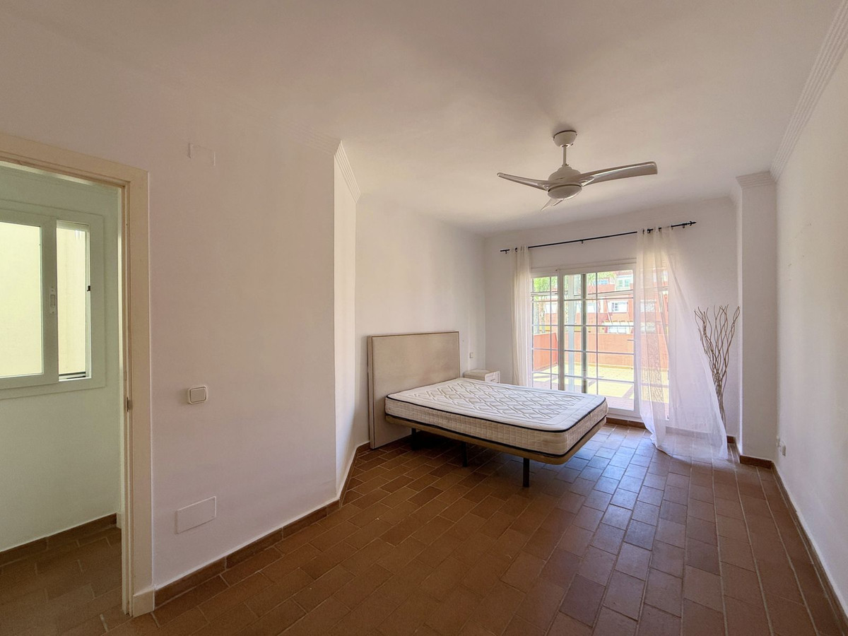 28-ef19a2c59920e2e087cd278a51b6dbf8-27