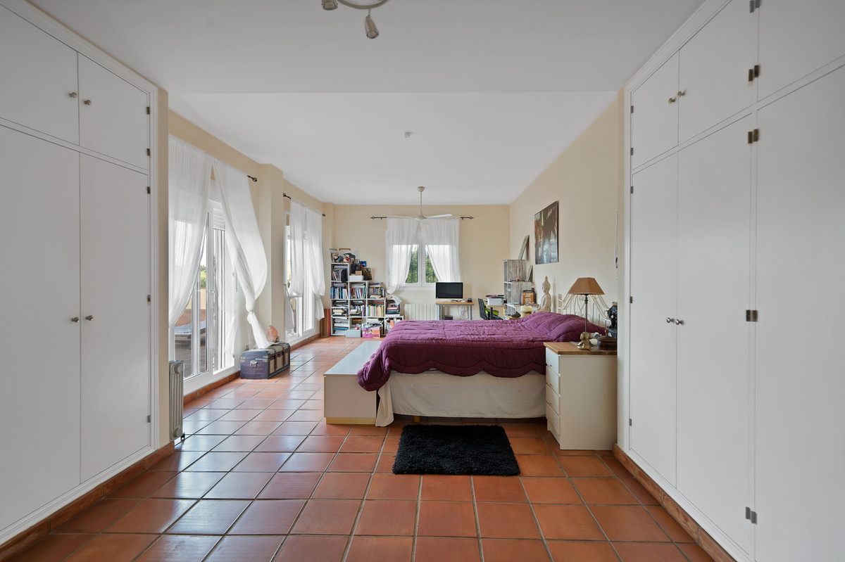 28-ef19a2c59920e2e087cd278a51b6dbf8-36