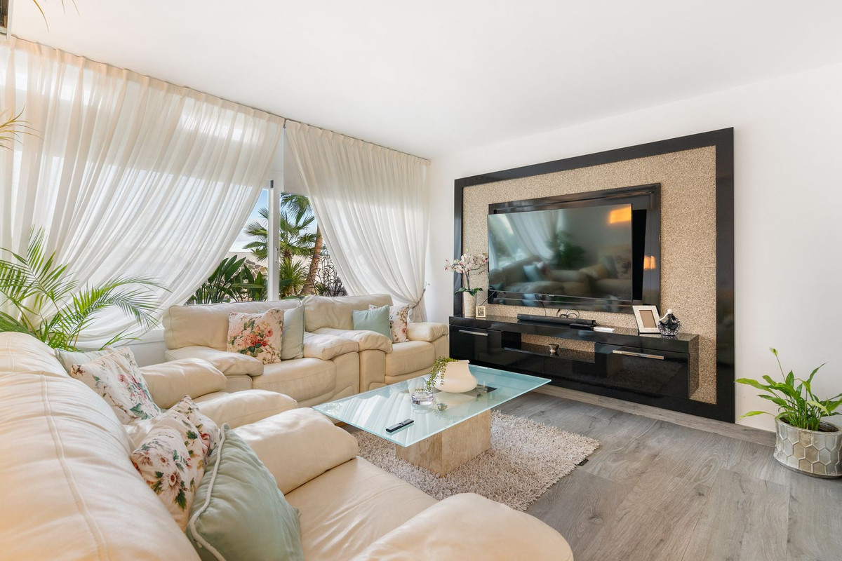 30-5e8634ec9576c9ad4825a6dec5b5d375-22