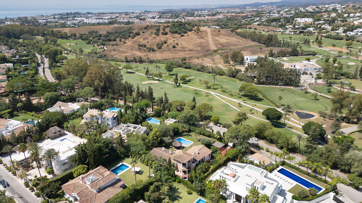 31-5e8b9eb86a2d455eeaf43a7bbf3ccd12-17