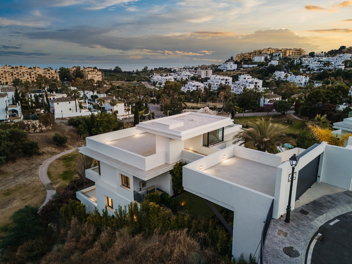 31-5e8b9eb86a2d455eeaf43a7bbf3ccd12-19