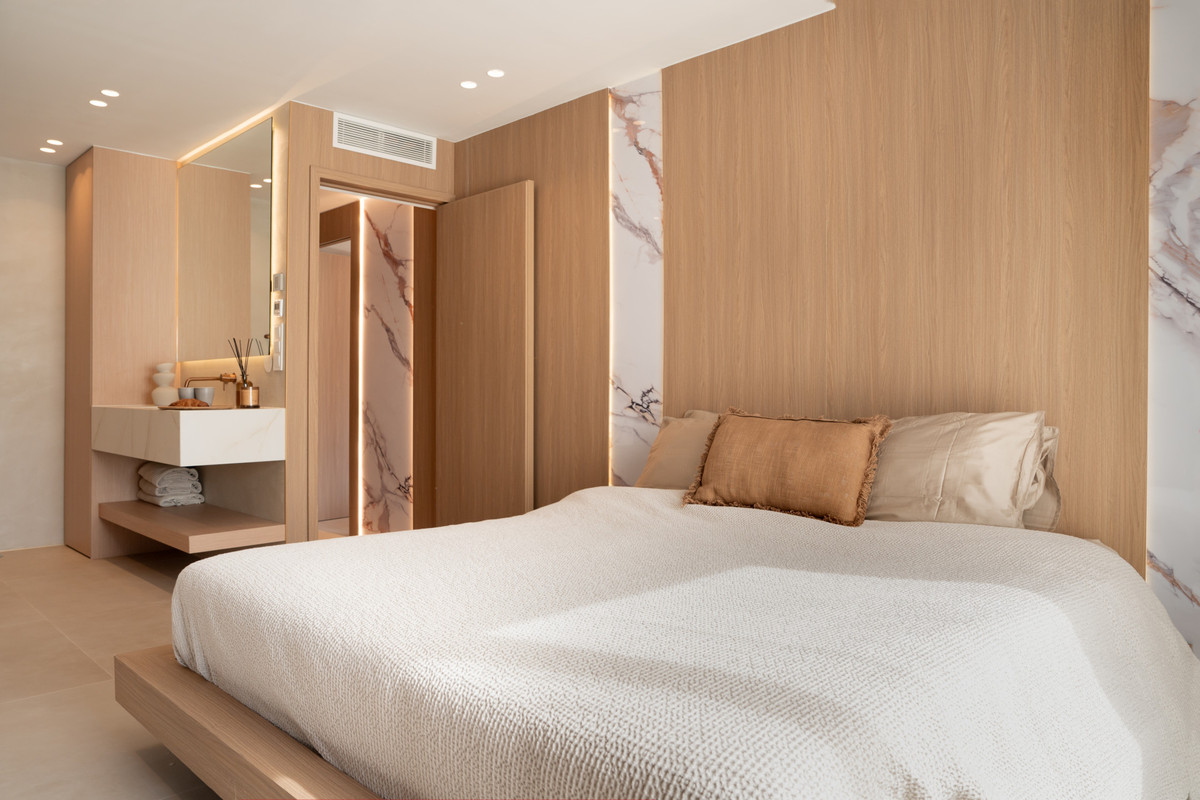 31-5e8b9eb86a2d455eeaf43a7bbf3ccd12-29