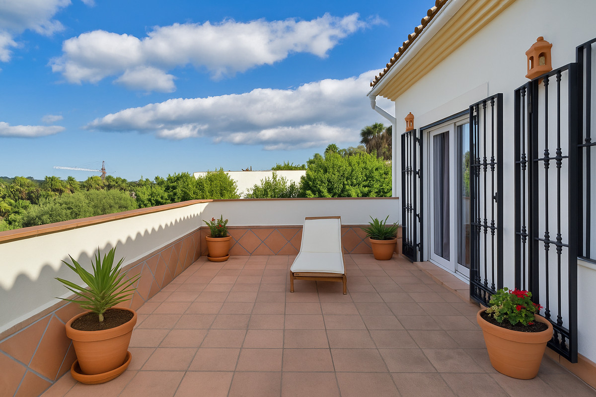 32-e7f90ea5feef5e01d64d74d6b6d8a834-30