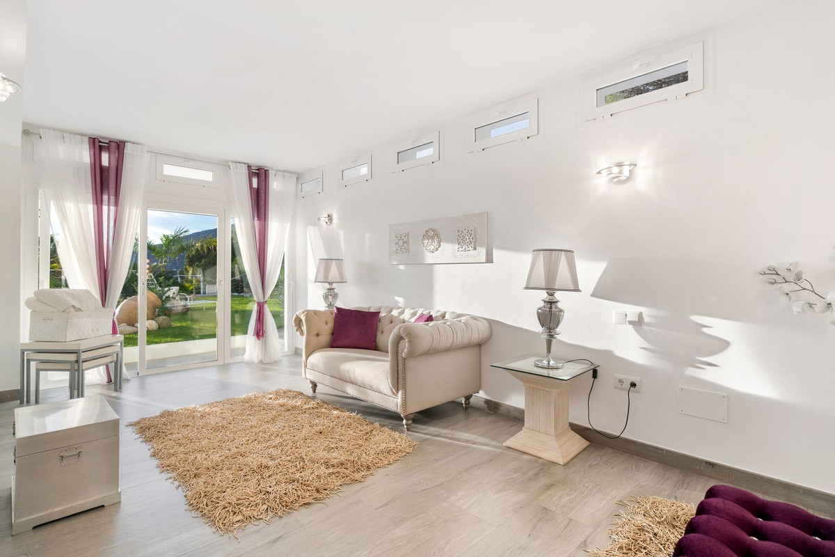 33-f37a7fab00fce6ff6b895520b67d6d6d-21