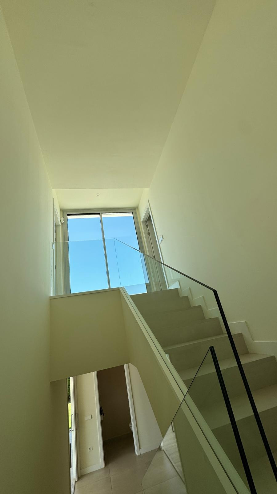 36-be7efbbd8b294061d3f27cb7c37865bb-20