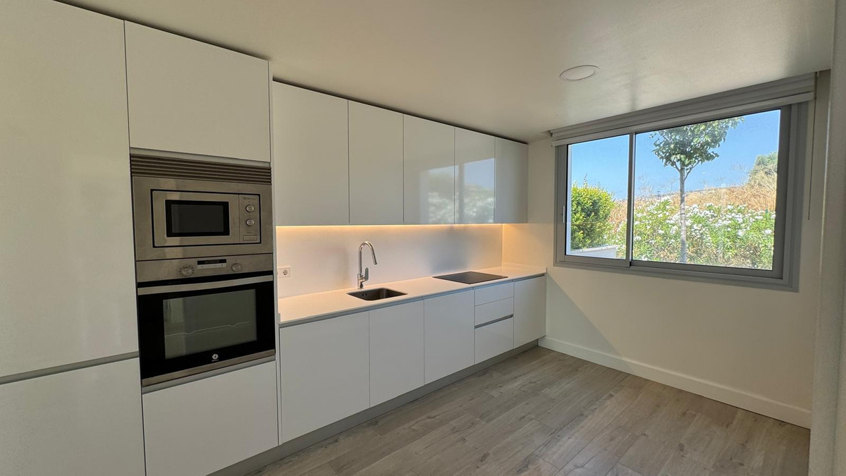 37-1d70d218e897435ff17cdff8e99bb5bf-19