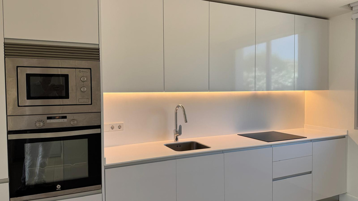 38-9b9a71c4c46e127e5c6f91a74b158396-18