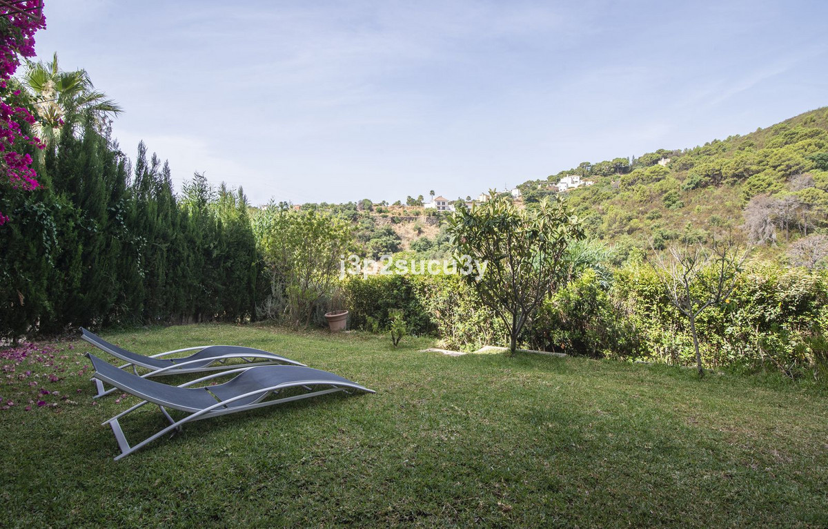 38-9b9a71c4c46e127e5c6f91a74b158396-21