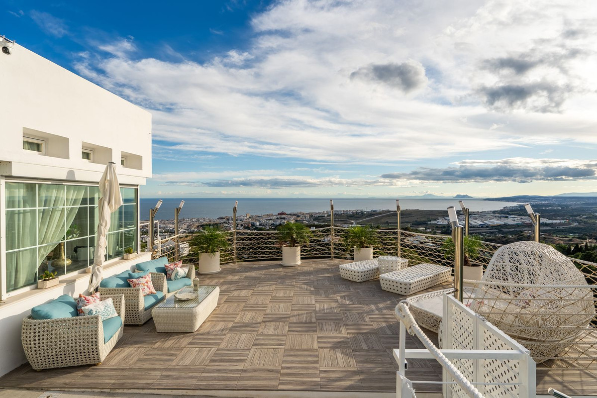 4-c23c0f86247804fa50226aecd8b0b2c8-39