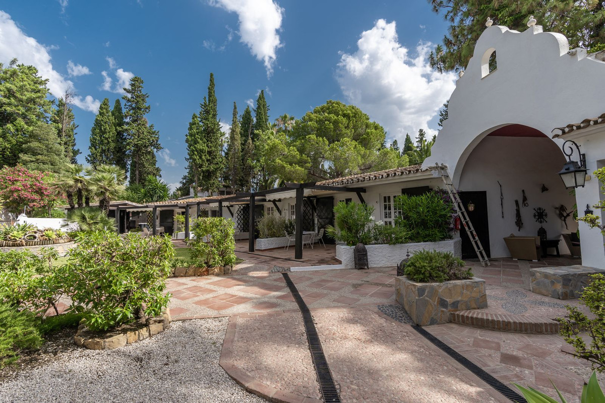 4-c23c0f86247804fa50226aecd8b0b2c8-41