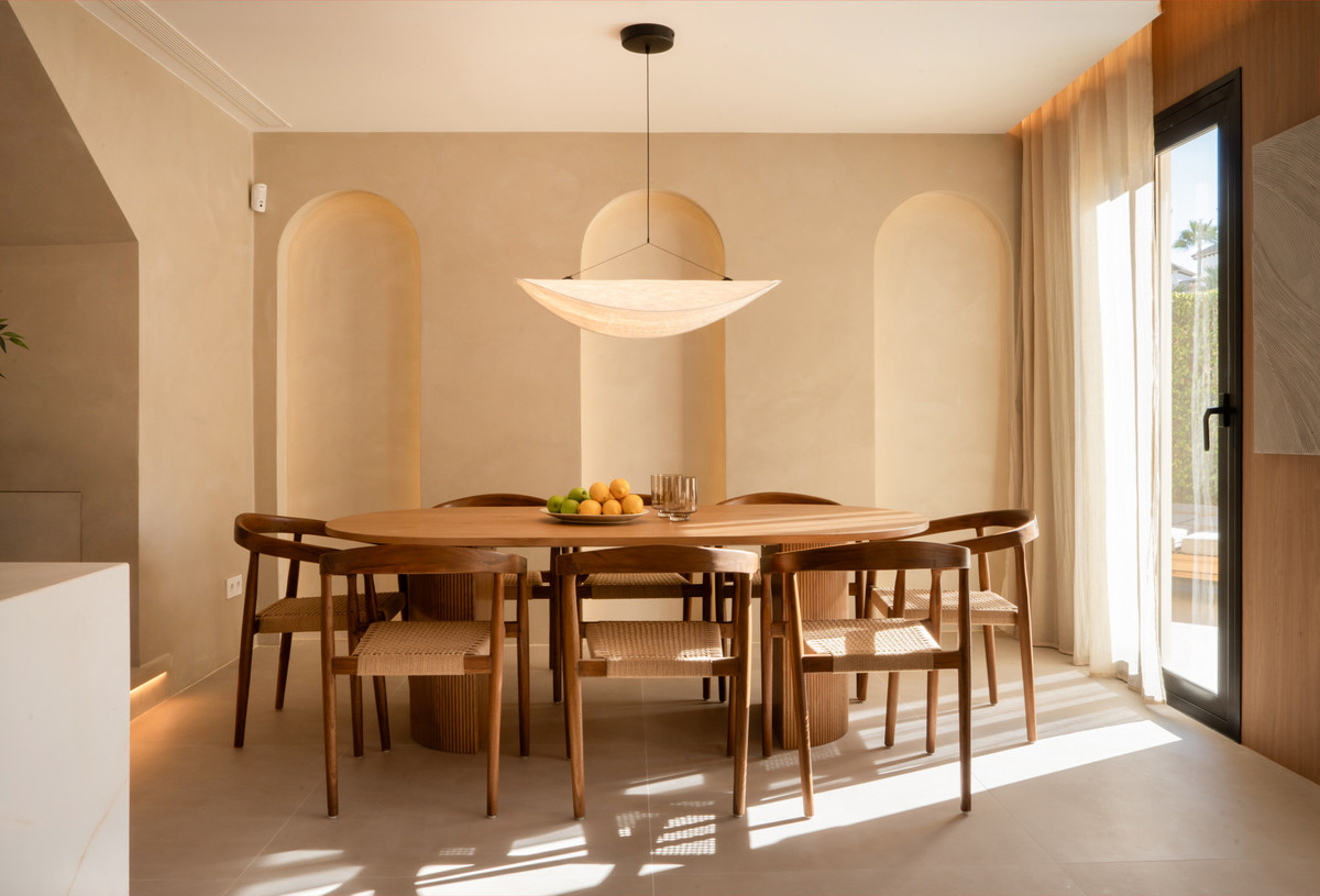 4-c23c0f86247804fa50226aecd8b0b2c8-56