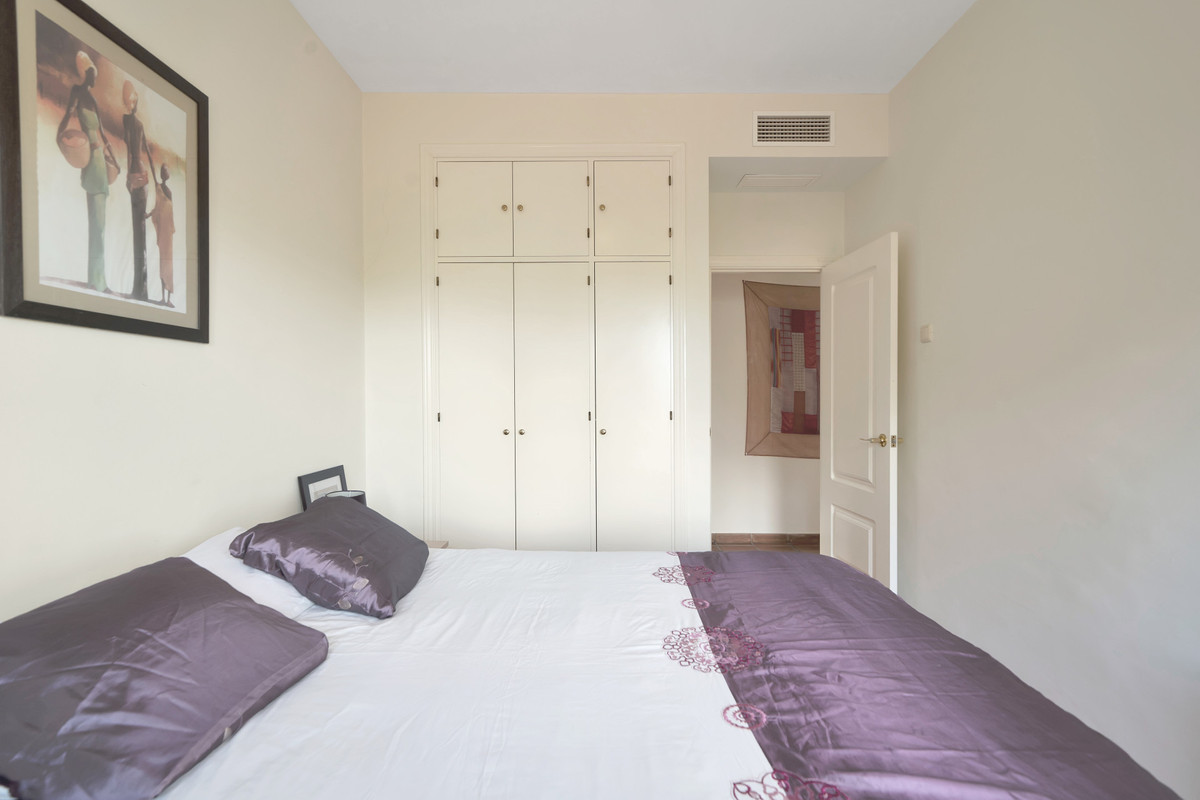 40-f31507287178c6a03c2c34ff88cc832c-19