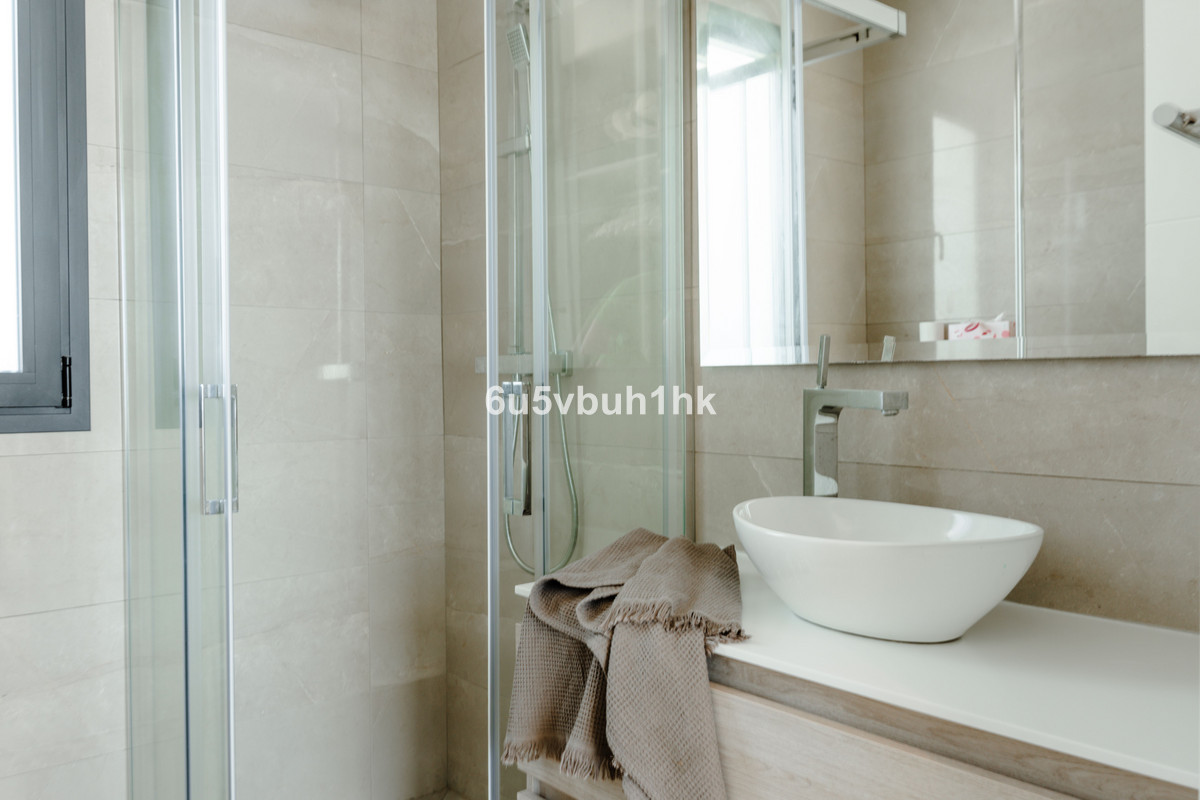 41-0bdc8f07789df4609410591d8ac779d9-6