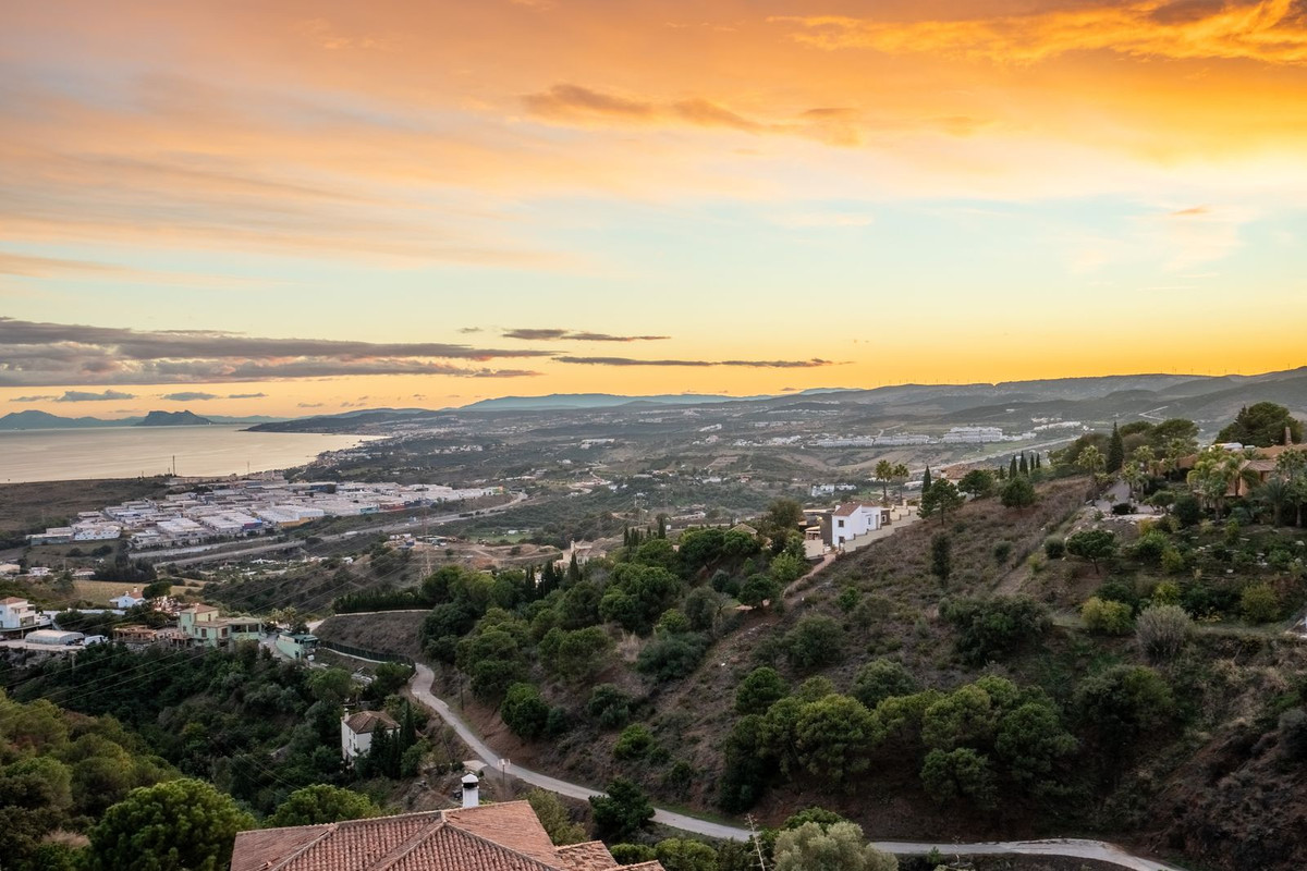 44-a9b00fef606e1a421f9431575315bbcb-11