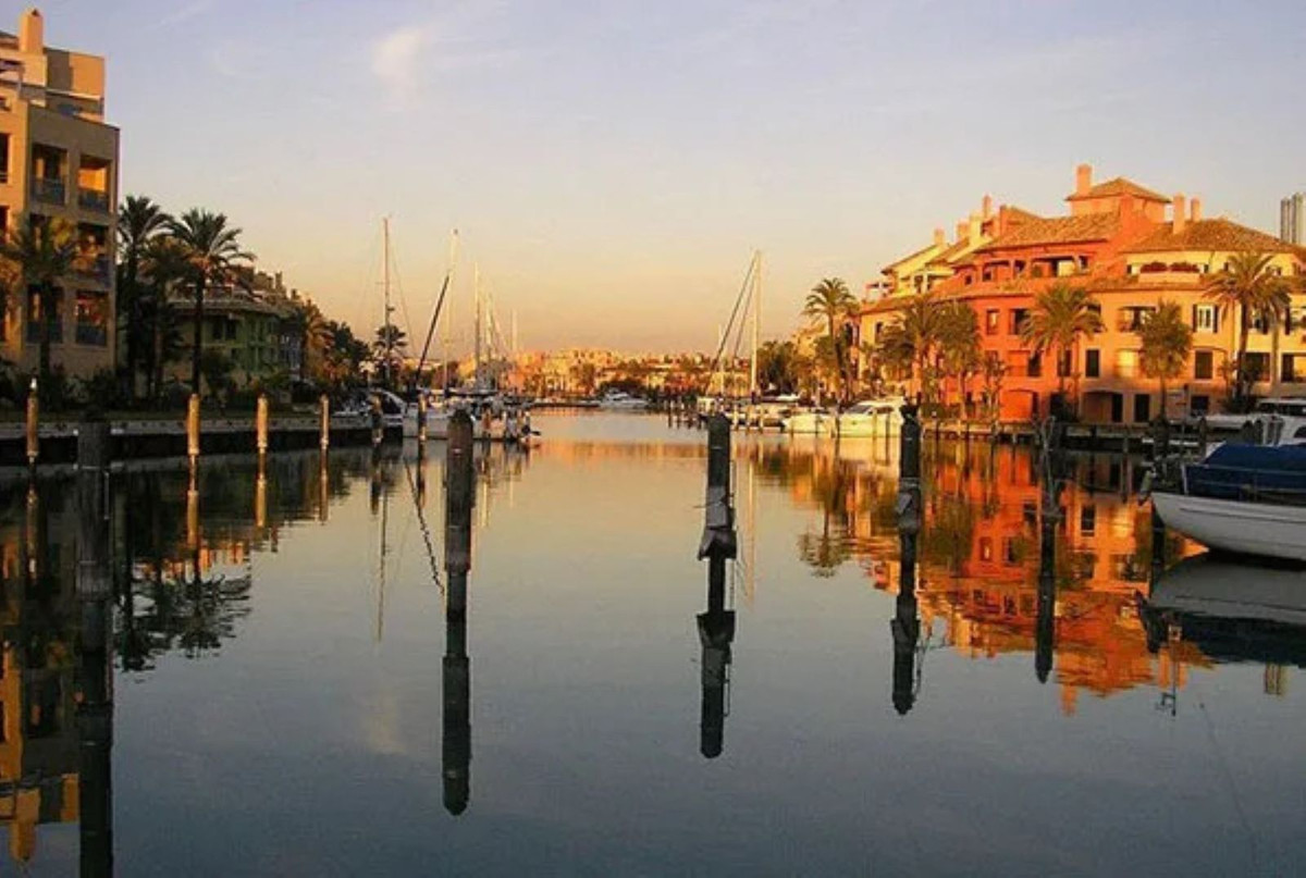 44-a9b00fef606e1a421f9431575315bbcb-12