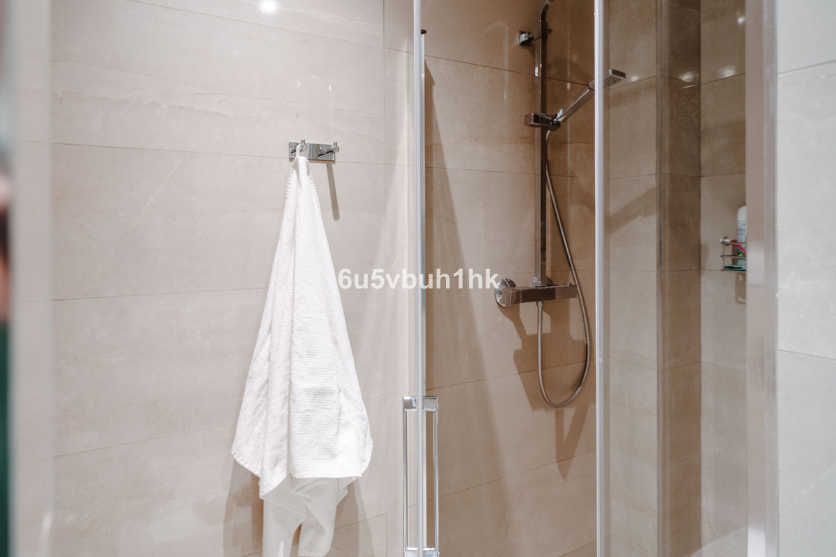 49-e4a2fb57c7644d14d3ccd34084db1526-2