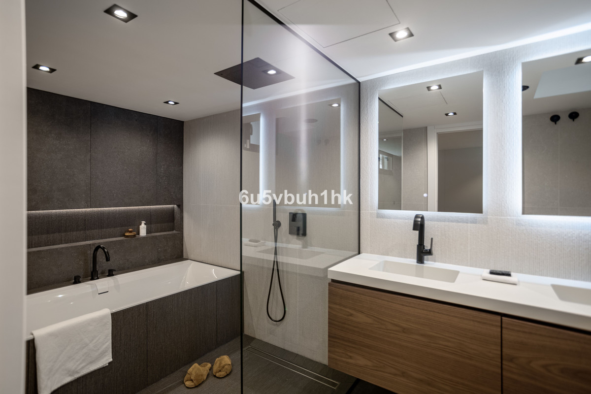 49-e4a2fb57c7644d14d3ccd34084db1526-4