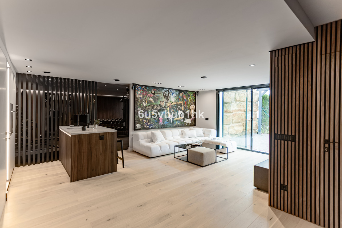 50-e047a14369788a95335be886311a4ac9-4