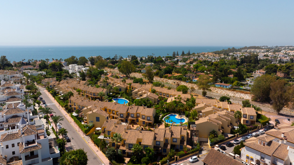 52-aa08978ddec66a09ad5932aa90b5d90c-6