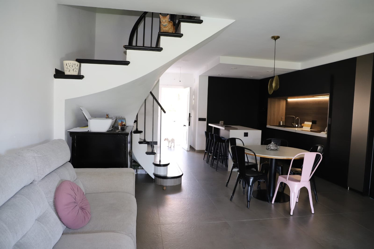 6-241328e1bcc9c0d8ce1222beb6c967a8-64