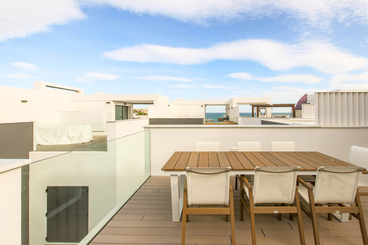 7-aa4cc561180b369757c0bb4af9886cd3-15