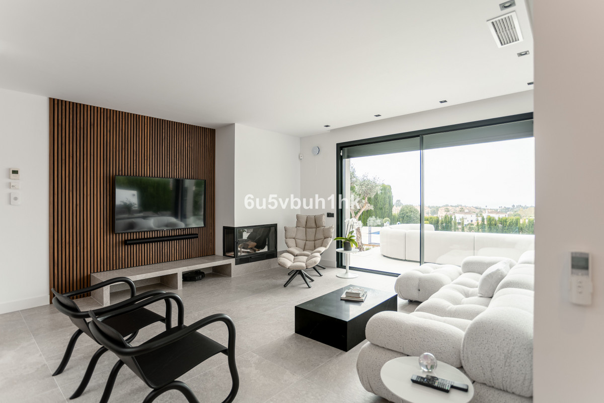 7-aa4cc561180b369757c0bb4af9886cd3-24