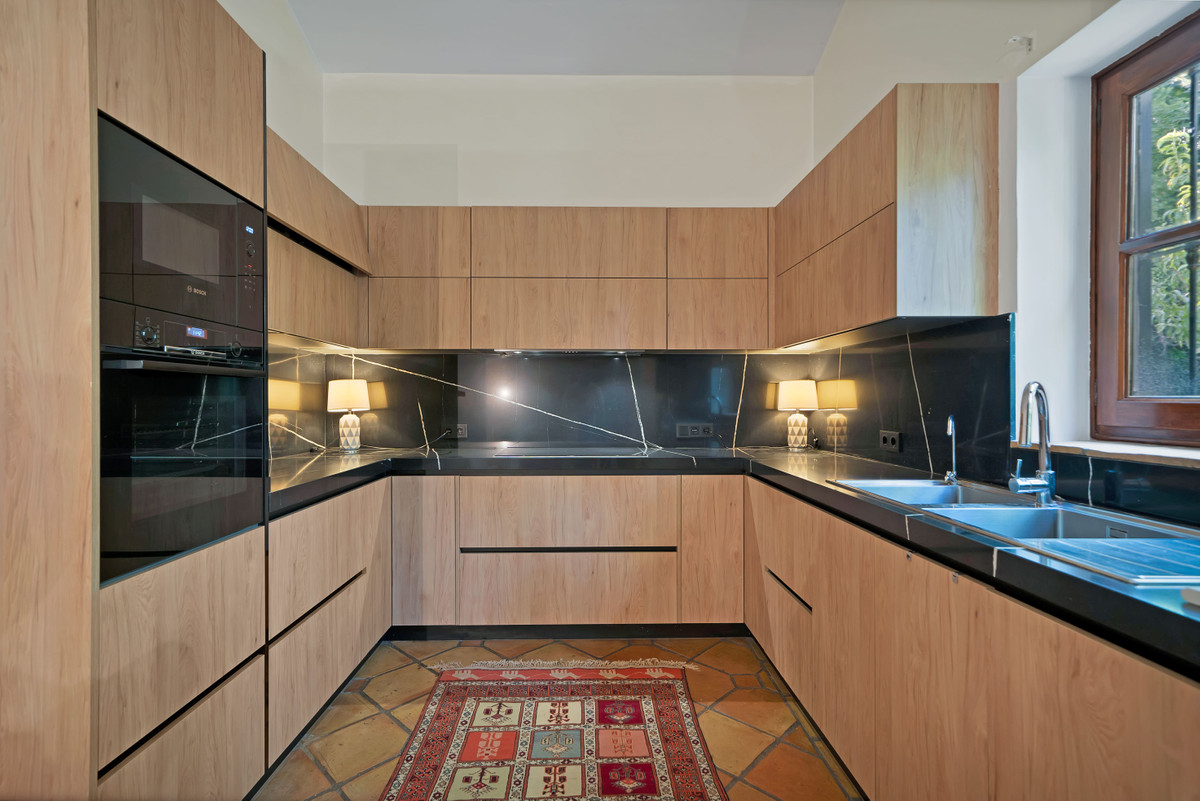 7-aa4cc561180b369757c0bb4af9886cd3-32